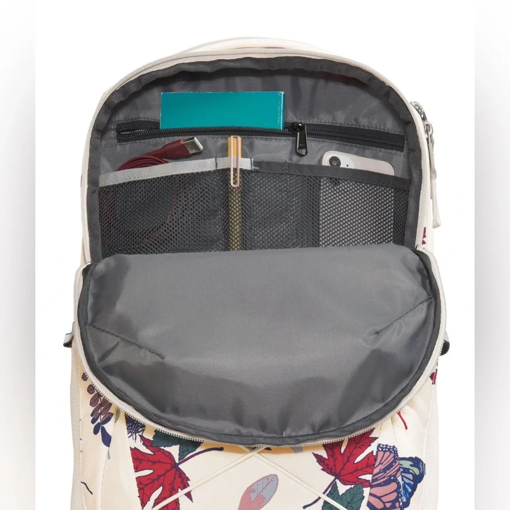 THE NORTH FACE Women's Every Day Jester Laptop Backpack 22 Liters